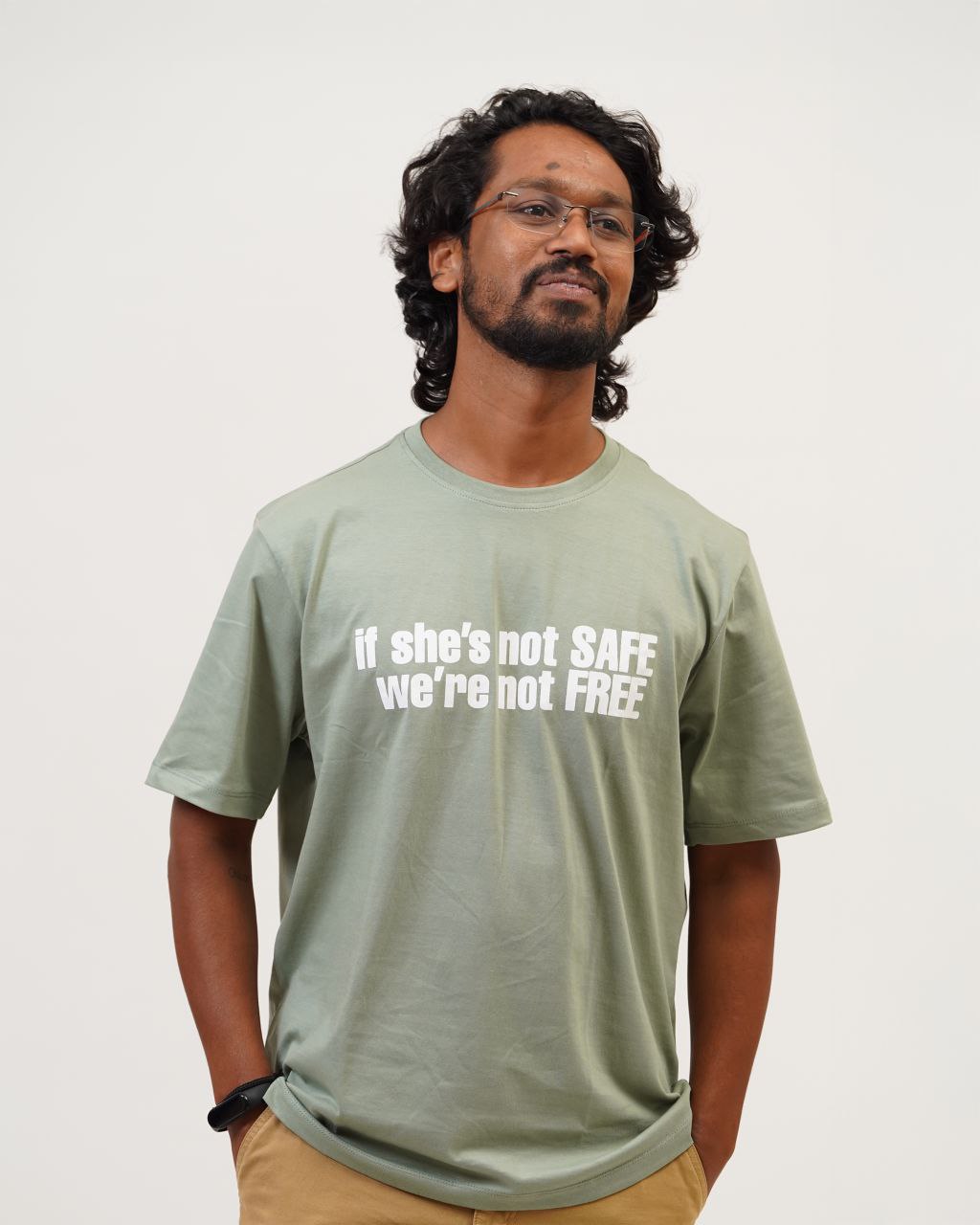 SAFE/FREE TEE